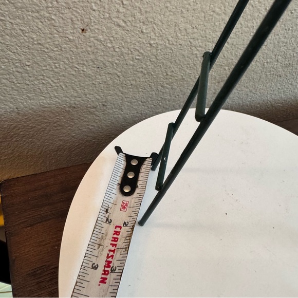 Miniature metal garden arch or arbor designed as a trellis for climbing plants - Picture 3 of 3